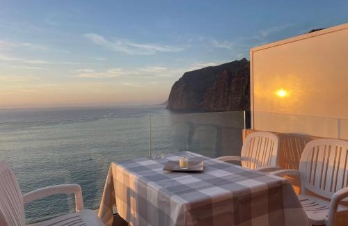 Los Gigantes Apartment | Los Gigantes in front of Sea