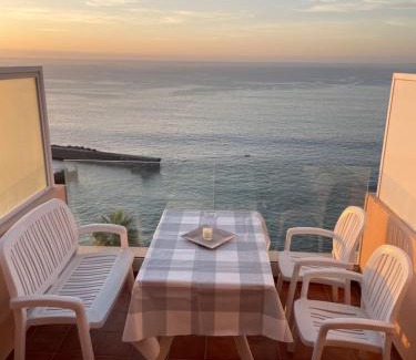 Los Gigantes Apartment | Los Gigantes in front of Sea