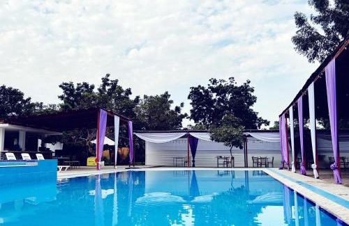 La Tinguina Hotel | LOS PECANOS Ica