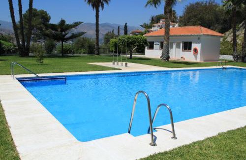 Velilla-Taramay House | Los Pinos Mar y Montaña