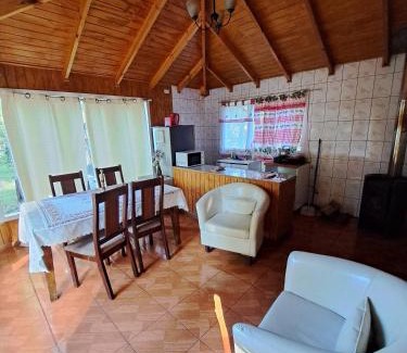 Melipeuco Bed & Breakfast | Los Pioneros