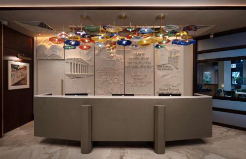 The City of London Hotel | Lost Property St Pauls London, Curio Collection By Hilton
