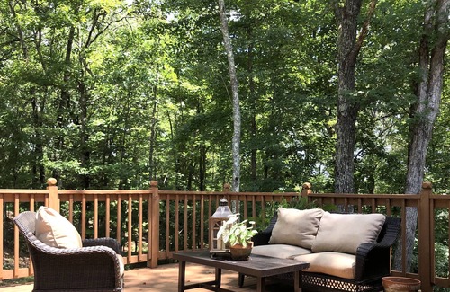 Oxford House | Lost Texans Cottage in the woods