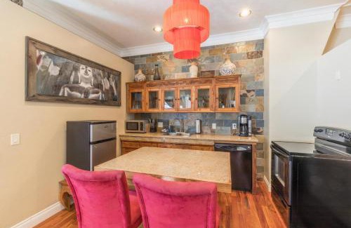 Ouray House | Lotus Mountain Suites East Suite