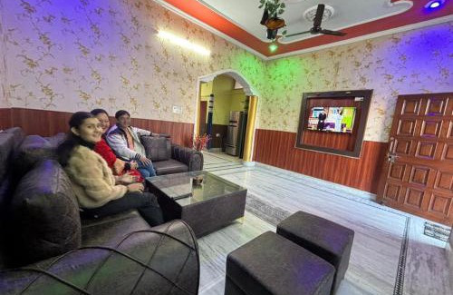 Dehradun House | Lotus Villa Homestay, Dehradun