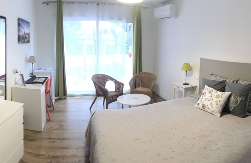 Saint-Martin-de-Crau House | Lou Meinado