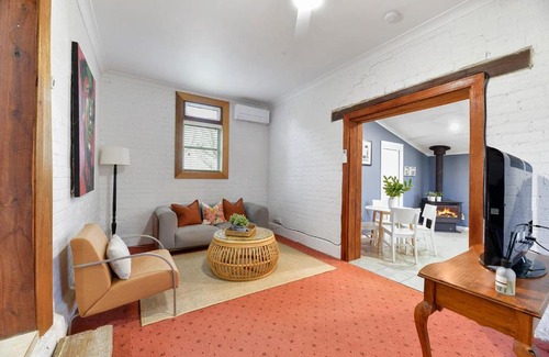 Orange House | Lou's Cottage