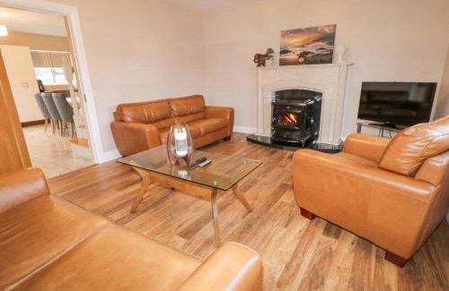 Loughanure House | Loughanure Lake View