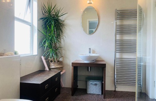 Bangor House | Loughview