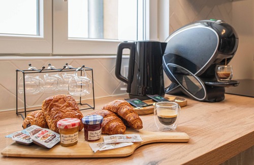 Longjumeau Apartment | Love Room 91 with XXL Private Jacuzzi - 30 min from Paris - 18 min from Orly airport