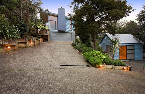 Ostend House | Love Waiheke - The perfect island getaway