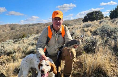 East Thermopolis House | Loved By Guests ! Thanksgiving Available, Highly Rated, Location Perfect, Pools One Minute, Amenity-Rich, and Pup Friendly, Discover An Exceptional Wyoming Stay, Thermopolis River Walk Home at Hot Springs State Park, 'Where Families and Fisherman Stay'