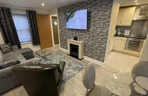 Colchester Apartment | Lovely 1-bed Apartment in Town Centre Colchester