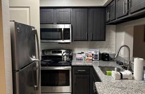 Lexington Apartment | Lovely 1-bedroom, 1-bathroom unit with a pool