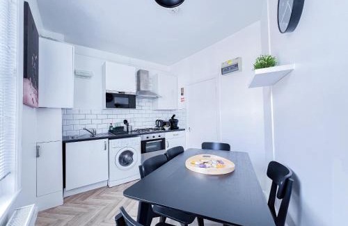 Camden Town Apartment | Lovely 1 Bedroom Camden Flat- on 2nd Floor