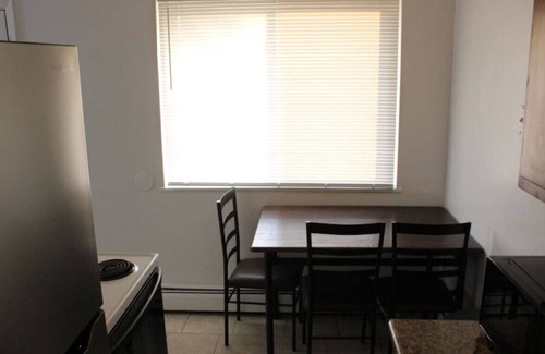 Northridge Apartment | Lovely 1-Bedroom Near Everything in Dayton!