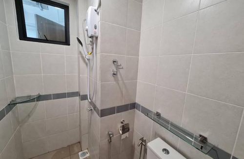 Tabuan Jaya Apartment | Lovely 1878 Apartment 3-bedrooms with free parking