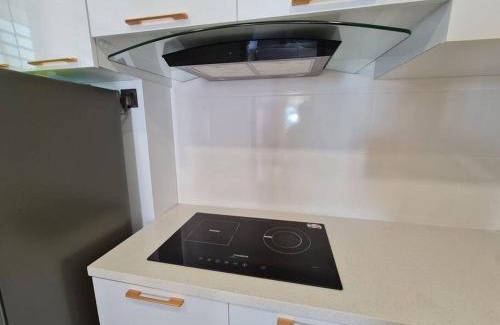 Tabuan Jaya Apartment | Lovely 1878 Apartment 3-bedrooms with free parking