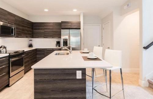 Haines City House | Lovely 2 Bed 2 Bath Town Home-2SLTTH1 townhouse