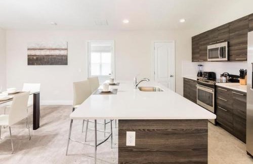 Haines City House | Lovely 2 Bed 2 Bath Town Home-2SLTTH1 townhouse