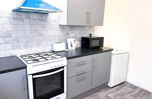 Seisdon Apartment | Lovely 2-bed Apartment in Birmingham