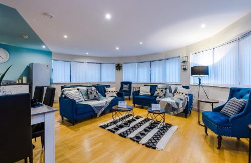 Vauxhall Apartment | Lovely 2-bed apartment *free parking *pool table