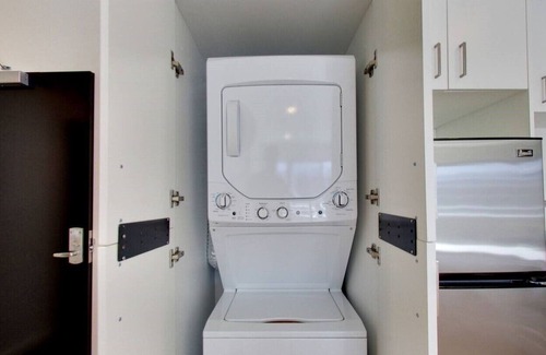 South of Market Condo | Lovely 2 Bed in Soma Sanctuary