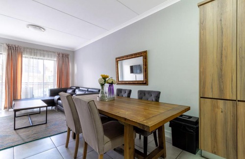 Tshwane Apartment | Lovely 2 bed @TheBlyde