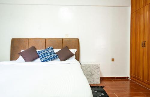 Lavington Apartment | Lovely 2 bedroom apartment with a beautiful view