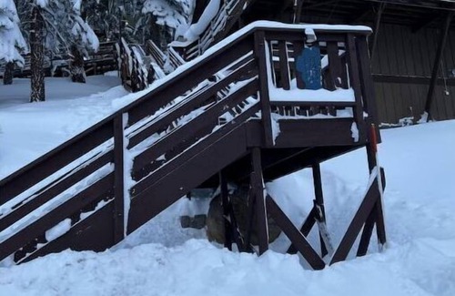 Tahoe Village Condo | Lovely 2 Bedroom Condo w/Fireplace By Heavenly