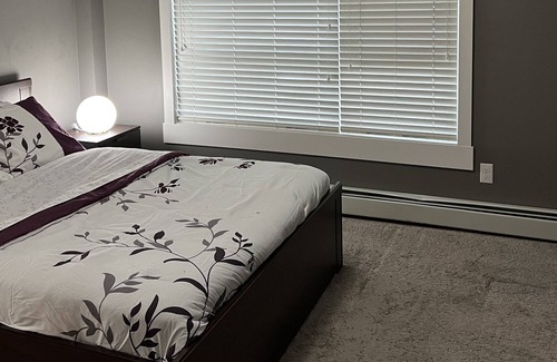 Calgary Apartment | Lovely 2 bedroom condo