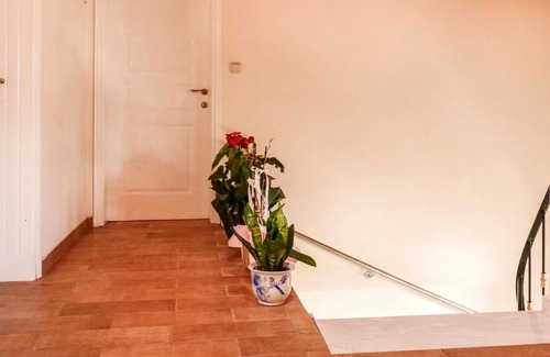 Corfu Town Apartment | Lovely 2 bedroom condo in Corfu Anemomilos
