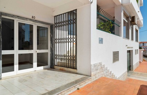 Alvide Apartment | Lovely 2 Bedroom Duplex Apt w Terrace in Cascais