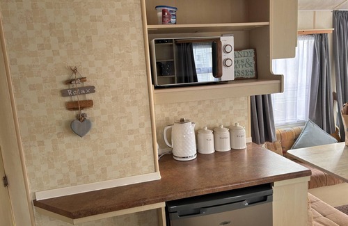 Brean House | Lovely 2 Bedroom Static Caravan Brean, Somerset