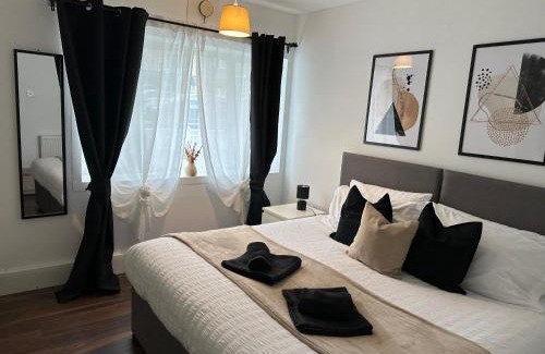 Wimbledon Park Apartment | Lovely 2Bedroom 4mins from Wimbledon station