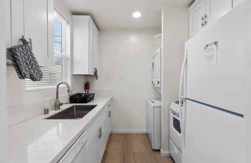 Corridor House | Lovely 2BR Normal Heights Condo