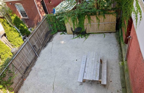 Parkside Apartment | Lovely 3-bedroom downtown Portland apartmentnn