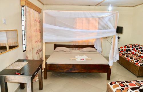 Galu Villa | Lovely 4-Bed Villa Family oriented or a smallgroup