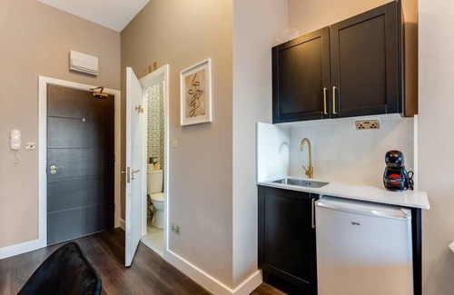 Seven Sisters Condo | Lovely and Cosy Studio in London