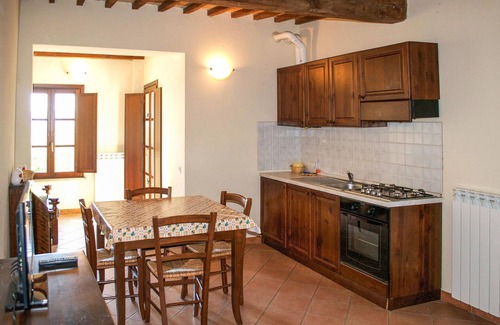 Pieve di Santa Luce Apartment | Lovely apartment in Pieve di Santa Luce