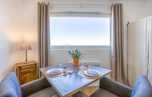 Le Chateau-d'Oleron Apartment | Lovely Apartment In Le Château-D'oléron