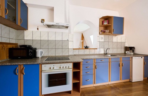 Desna Villa | Lovely apartment in villa for 5 people with pool, WIFI and TV