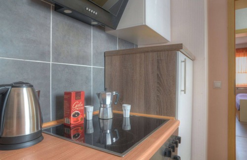 Bromskirchen Apartment | Lovely apartment for 2 people with WIFI, TV, balcony, pets allowed, panoramic view and parking