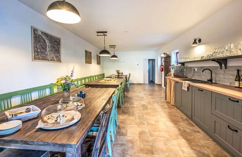 Horni Plana Apartment | Lovely apartment for 4 guests with WIFI, terrace and pets allowed