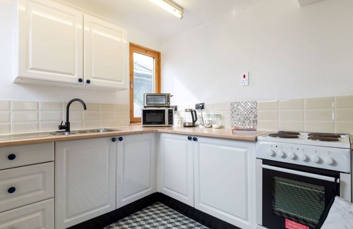 Portmellon Apartment | Lovely apartment for 4 people with WIFI and TV