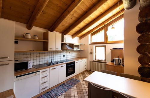 Bellamonte Apartment | Lovely apartment for 10 guests with WIFI, TV and pets allowed