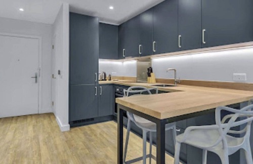 Preston Apartment | Lovely apartment for 2 guests with WIFI, TV and terrace