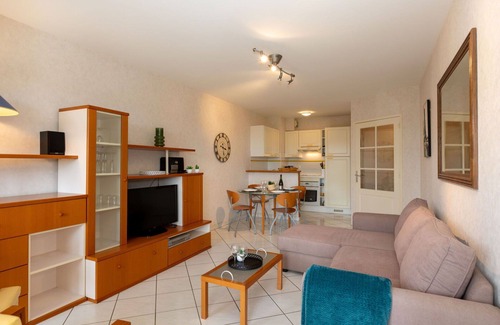 Saint-Igneuc Apartment | Lovely apartment for 4 guests with WIFI, TV, patio and pets allowed