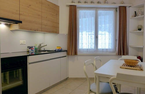 Beatenberg Apartment | Lovely apartment for 4 guests with WIFI, TV, balcony and panoramic view