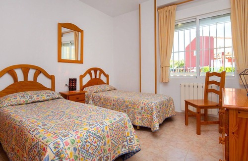 Calpe Apartment | Lovely apartment for 4 people with pool, A/C, TV, patio and parking